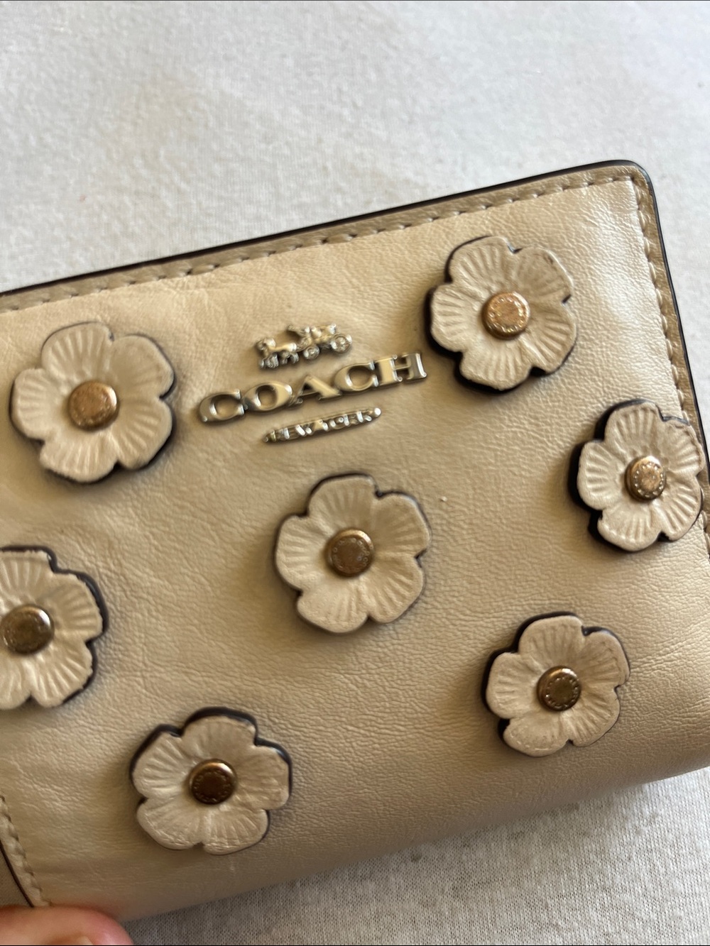 Coach Floral Appliqué Leather Wallet - Cream with Gold Accents - Picture 2 of 9